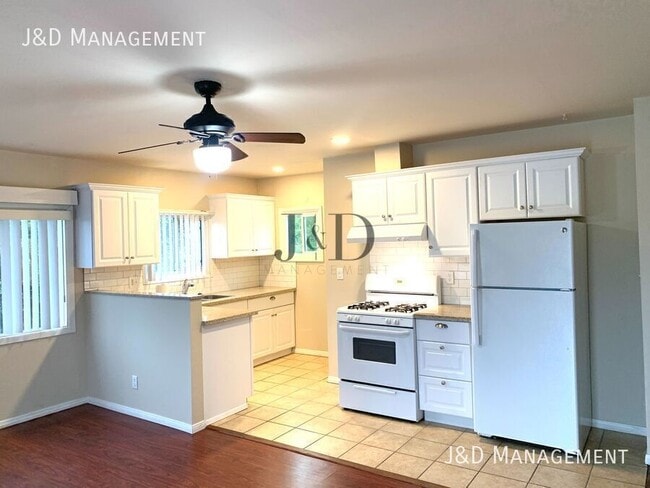 Photo - 8770 Lamar St Unidad B