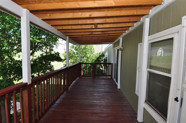 Photo - 13021 Dessau Rd