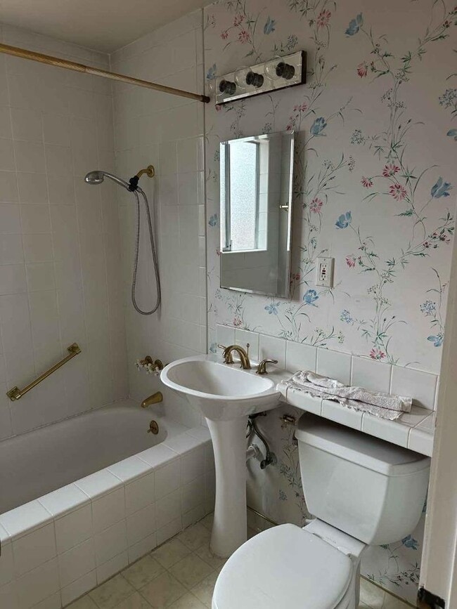 Photo - 2797 Massachusetts Ave