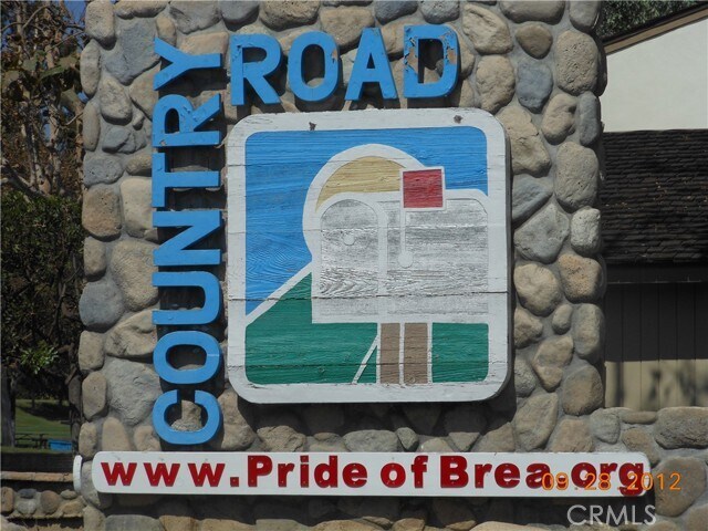 Photo - 334 Meadow Ct