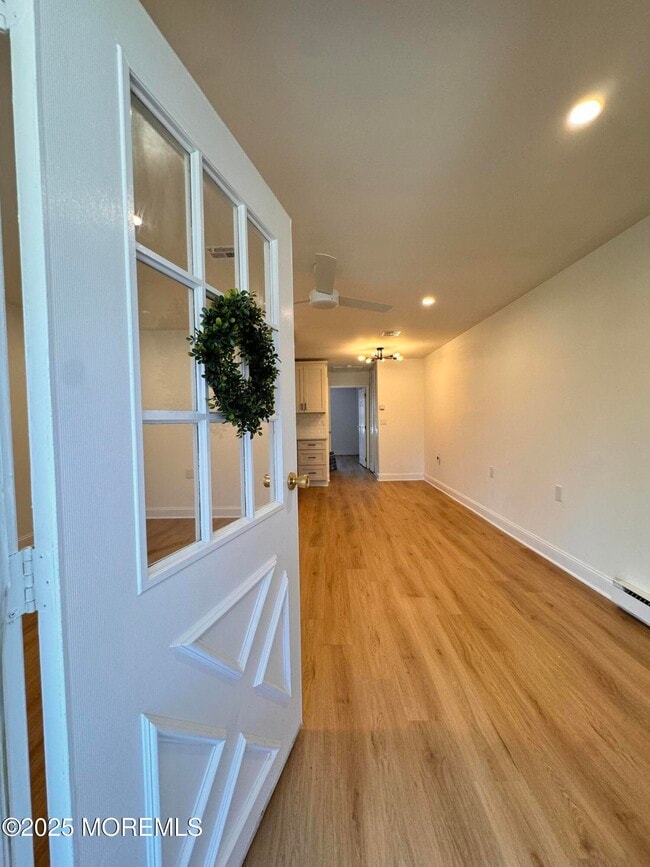 Photo - 878 Balmoral Ct