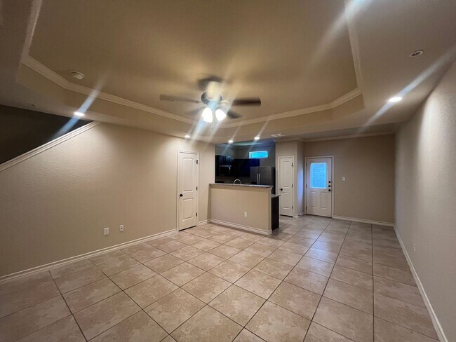 Photo - 6531 Marcel Wy