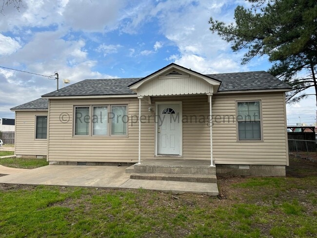 Photo - 1507 Brazil Ave House