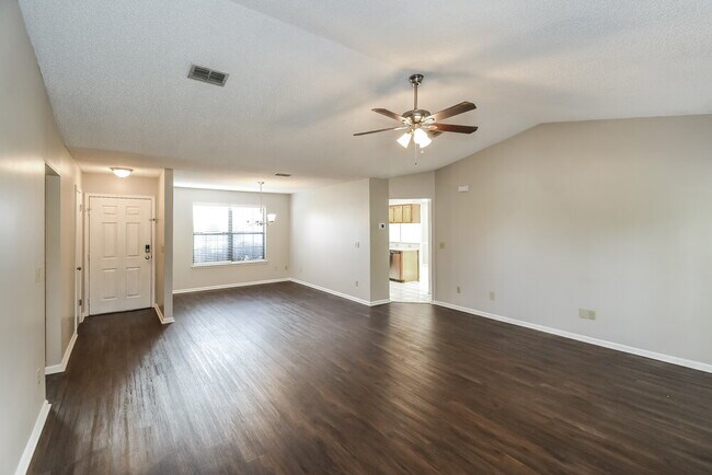 Photo - 1664 Tall Timber Dr