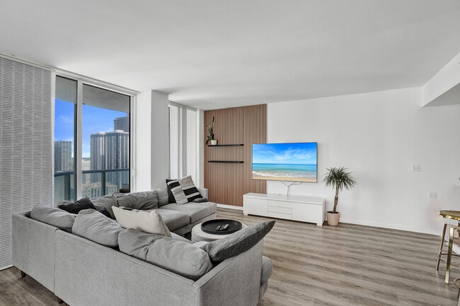 Photo - 244 Biscayne Blvd Unidad 244 Biscyane blvd #3409