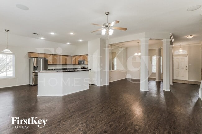 Photo - 631 Magnolia Ln