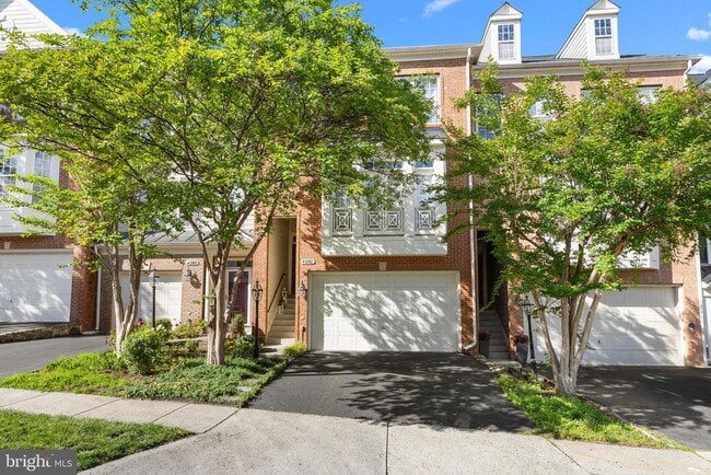 Photo - 43768 Lees Mill Square Townhome