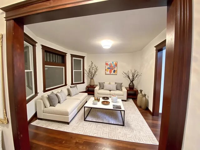 Photo - 664 Gladstone Ave Unit 664 Gladstone Ave