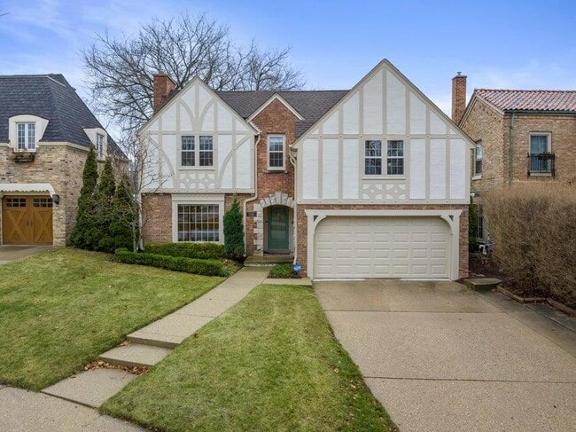 Building Photo - 3916 N Ridgefield Cir Rental