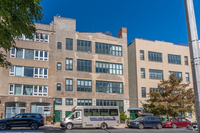 Photo - Artists-In-Residence