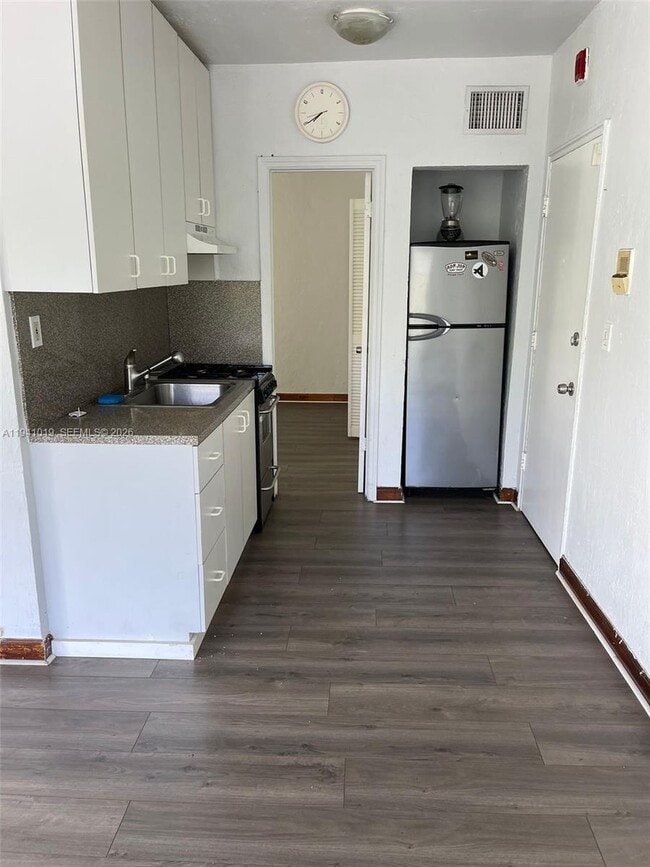 Photo - 1555 Pennsylvania Ave Unit 202