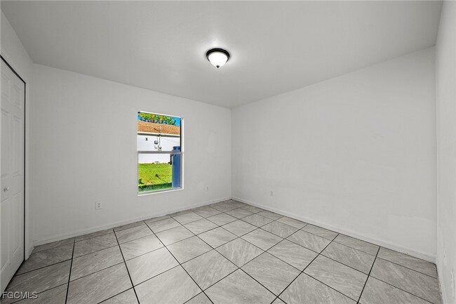 Photo - 4735 30th St SW