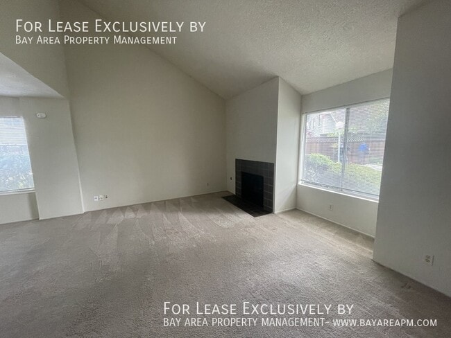 Photo - 755 Vespucci Ln