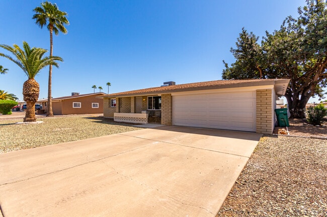 Photo - 6233 E Dodge St