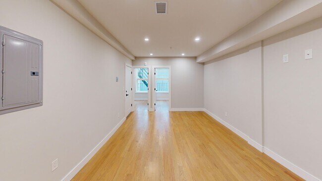 Photo - 230 Tremont St