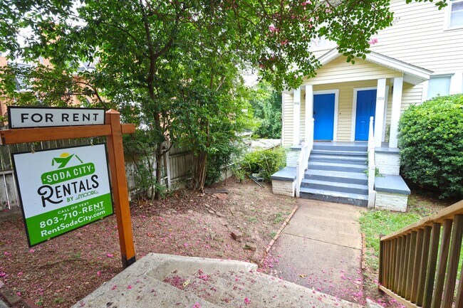 Building Photo - Historic 3 Bedroom in University Hill – Wa... Rental