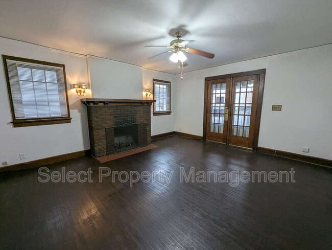 Photo - 4111 S Calhoun St