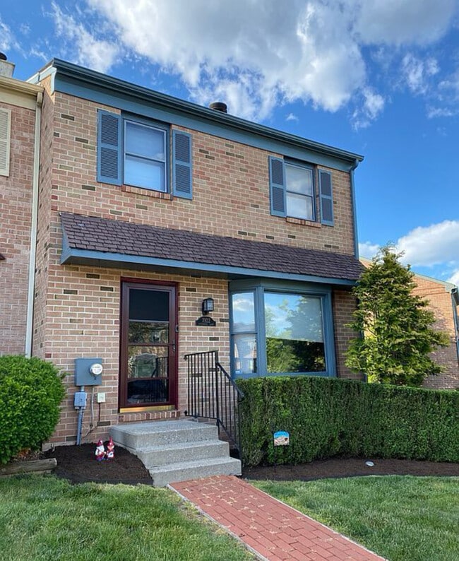 Photo - 3922 Gatehouse Lane