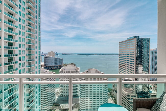 Building Photo - 951 Brickell Ave