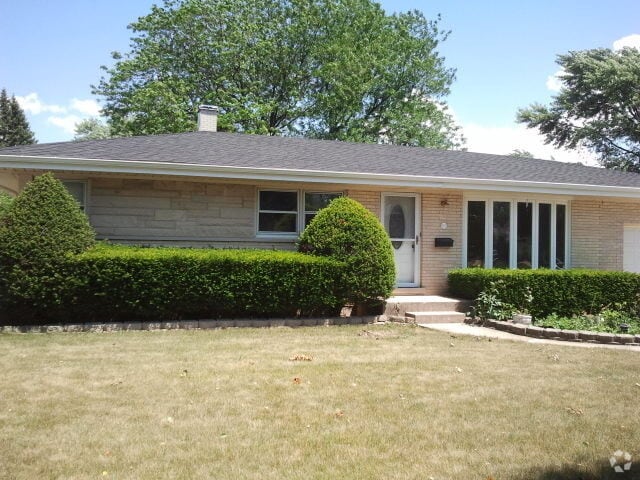 Building Photo - 963 N Babbit Ave Rental