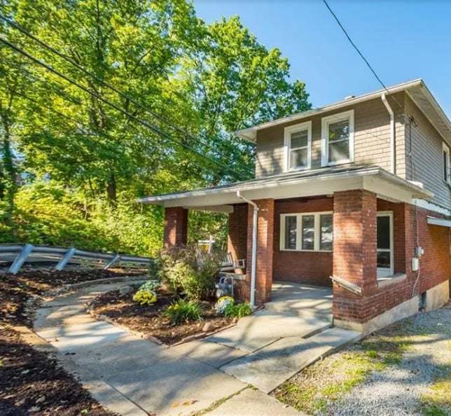 Photo - 2324 Woodward Ave