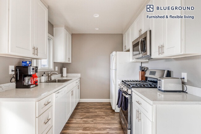 Photo - 465 Calderon Ave Unidad FL2-ID1640