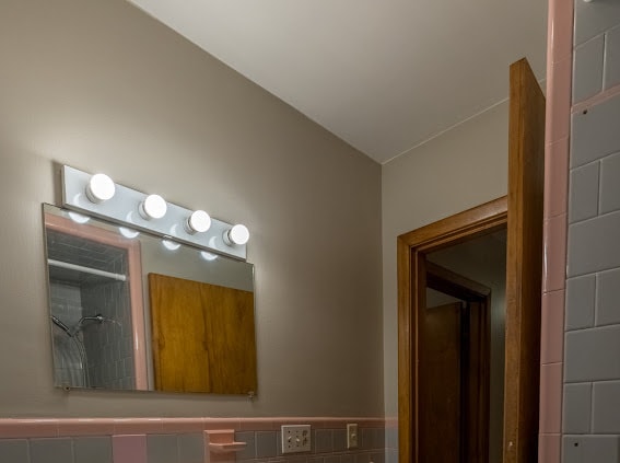 Photo - 141 Danielson Pike