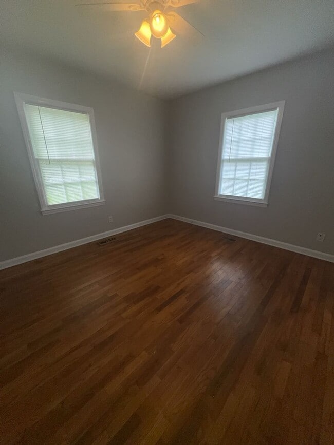 Photo - 3111 Avon Dr