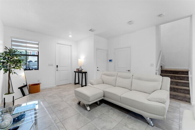 Photo - 25160 SW 114th Ave