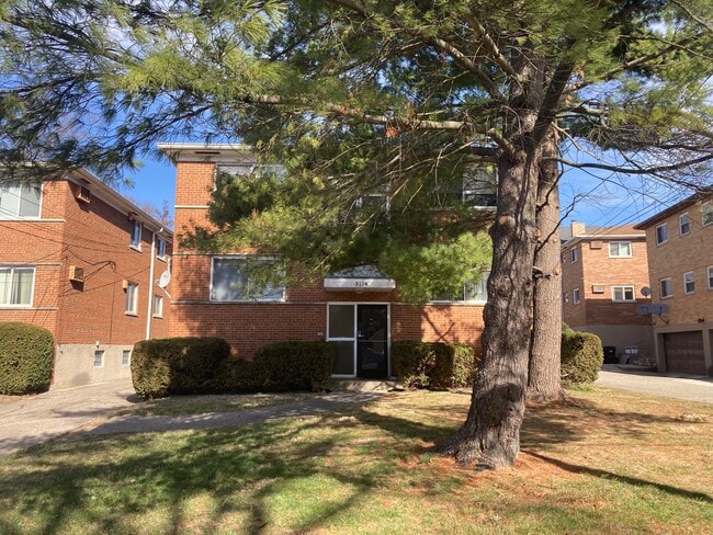 Exterior Photo (3154 Schubert Avenue) - 3154 Schubert Ave Unidad Apt.#2