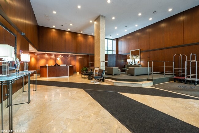 Photo - 5100 N Marine Dr Unit 9J