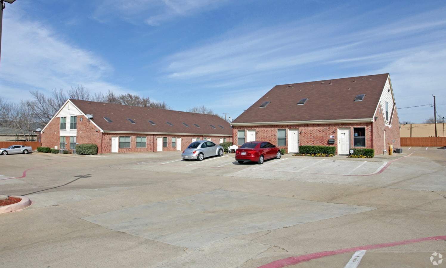 Medlin Square - Medlin Square Townhomes