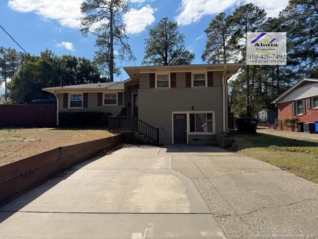 Photo - 1817 McGougan Rd