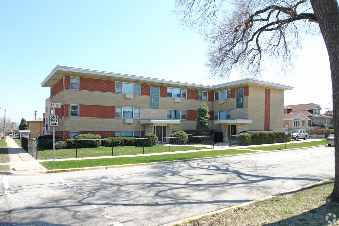Photo - 9121-9125 W Grand Ave