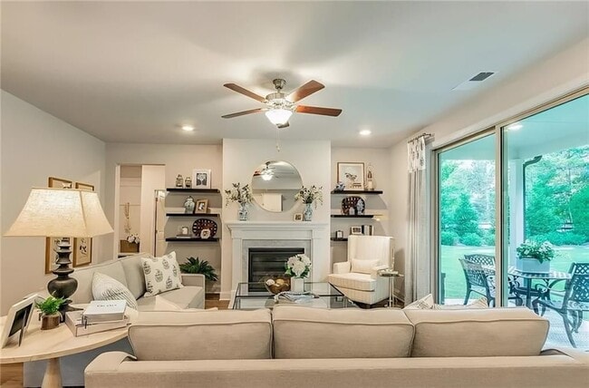 Photo - 7930 Tiberon Pkwy