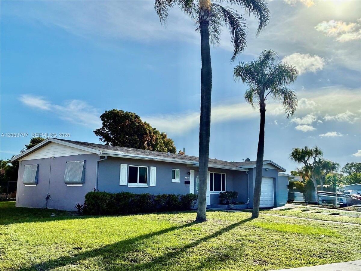 Photo - 3790 NW 28th St
