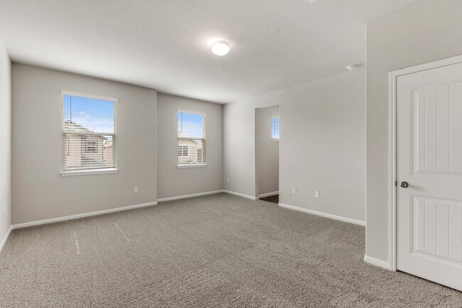 Photo - 14505 Frankel Loop