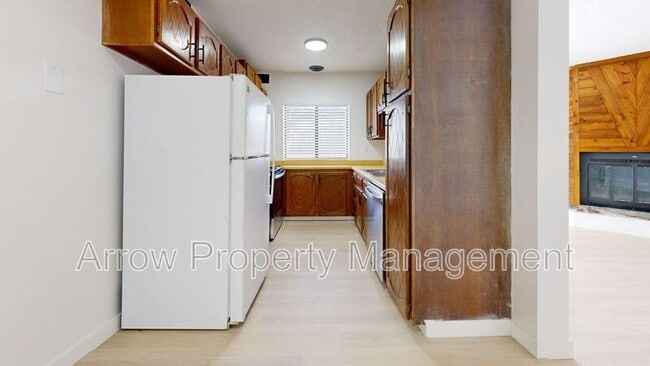 Photo - 203 E Arbor Ave