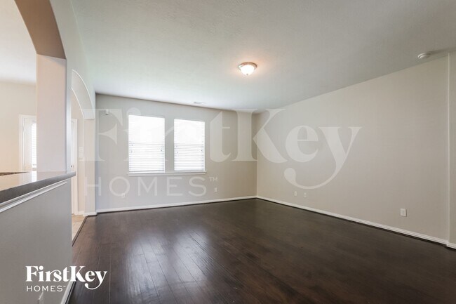 Photo - 28911 Hidden Lake Ct