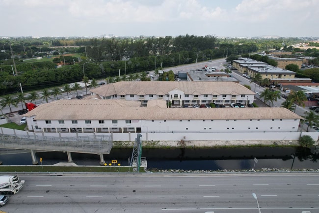 Photo - Chesapeake Studio Apartments