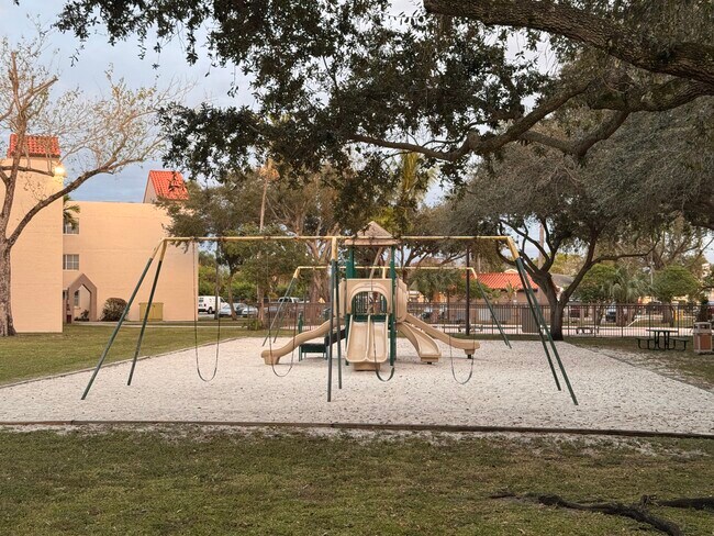 Photo - 6155 NW 186th St Unit 107