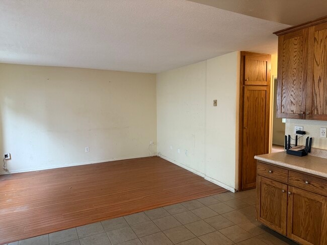 Photo - 5660 Lauretta St Unit 2