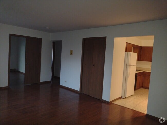Building Photo - 613 Dean Dr Unit #6 Rental
