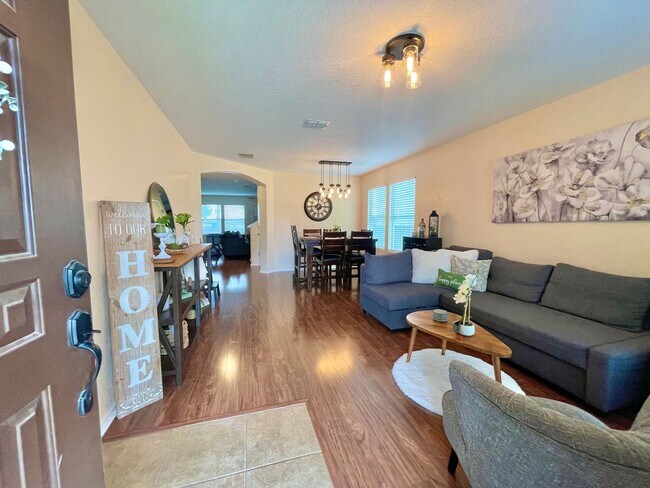 Photo - 3611 Alonzo Fields