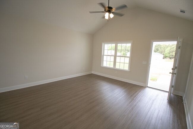 Photo - 114 Enclave Ct