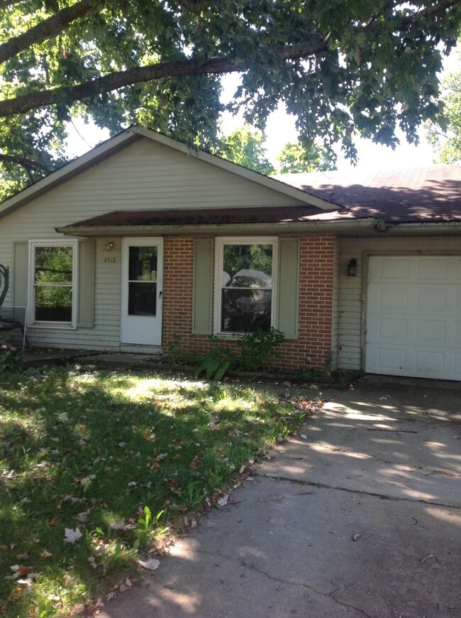 4518 Chisholm Trail