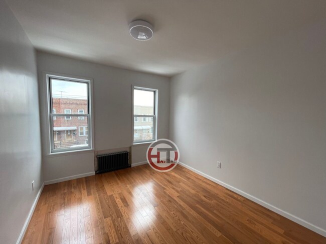 Photo - 737 Calhoun Ave Unidad 2