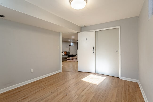 Building Photo - 8490 Benton St Unit 5