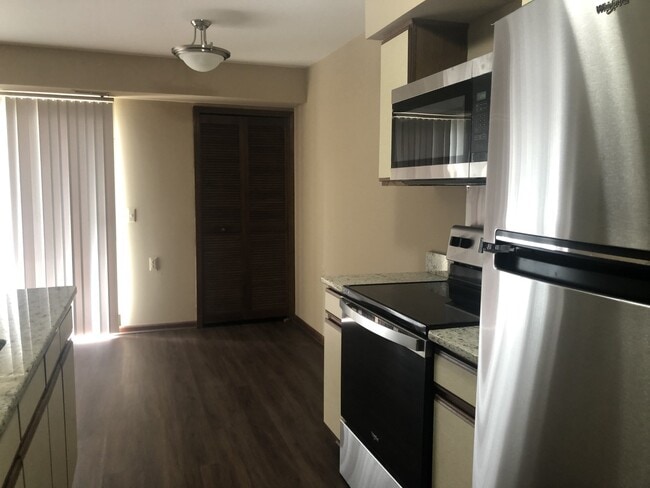 Greenwoods Apartments