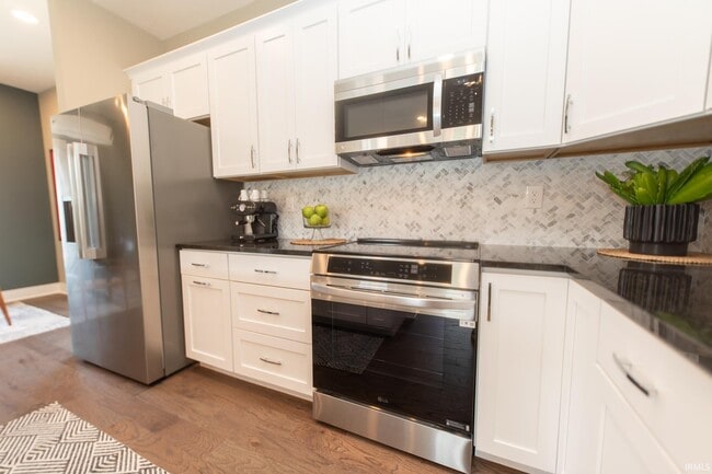 Photo - 1550 S Piazza Dr